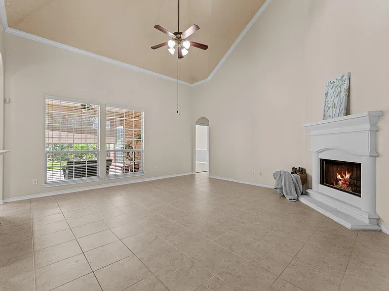 20698 Oakhurst Meadows Dr — Photo 4