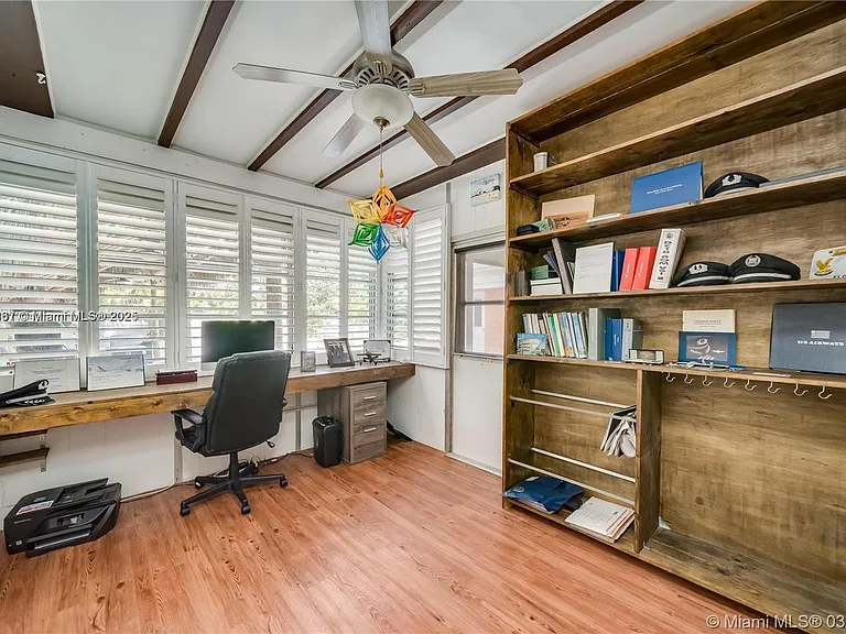 1309 Funston St — Photo 18