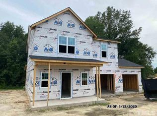 60 Starlight Dr, Lillington, NC 27546