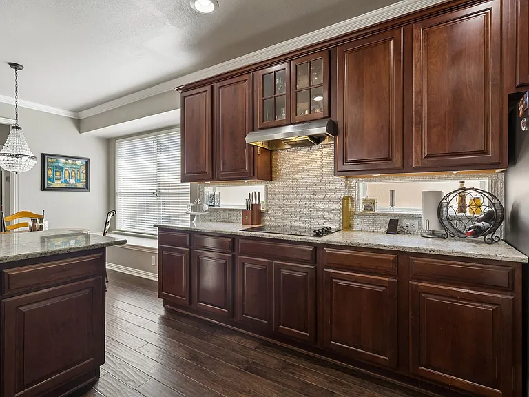 4227 Republic Dr — Photo 8