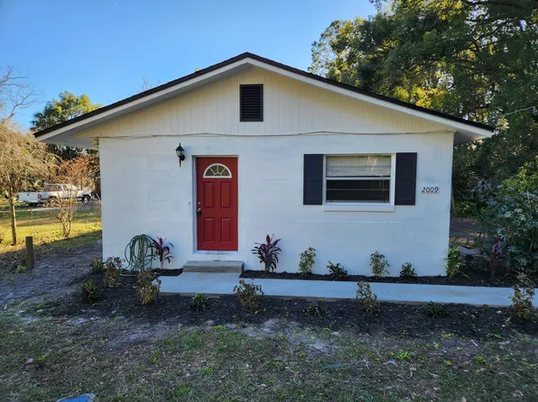 2009 Washington St, Palatka, FL 32177