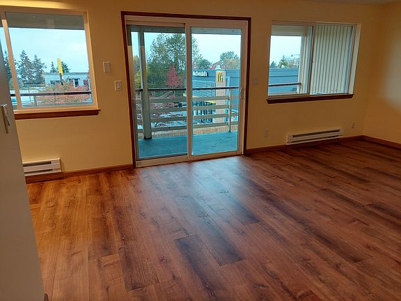 3rd image of 22715 30th Ave S APT 5