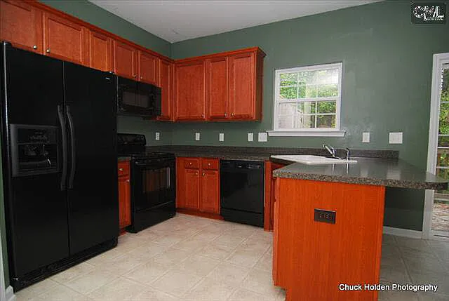 3 bed, 2.5 bath, 1248 sqft, $1,400 — Photo 4