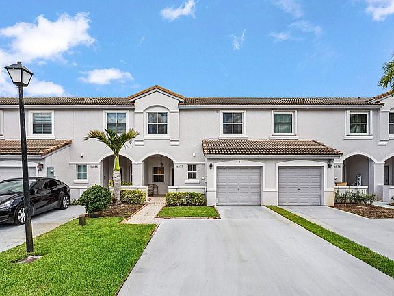 2nd image of 16877 SW 1st Place #16877