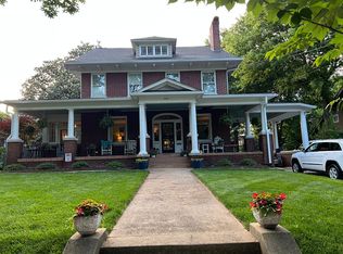 444 S Hawthorne Rd, Winston Salem, NC 27103