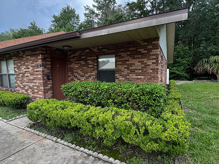 1029 SW Rossborough Ct #102 — Photo 41