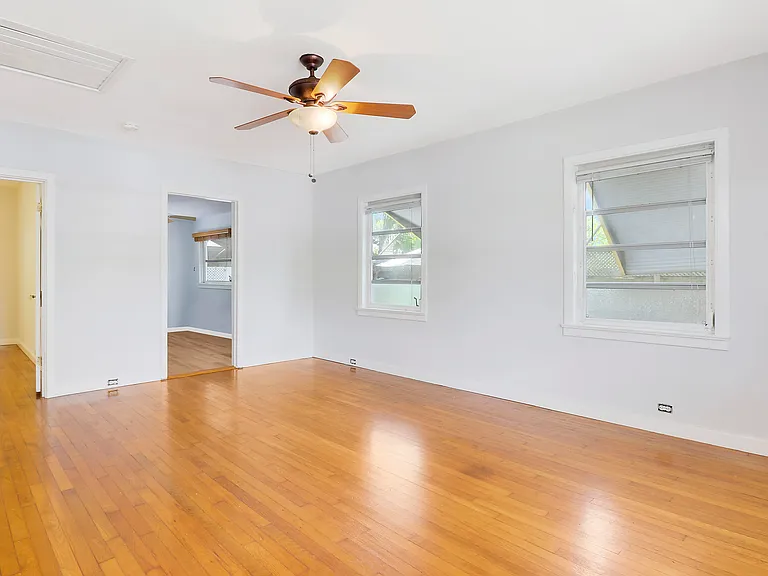 412 N K St — Photo 7