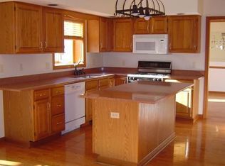 2613 Barnes Dr, Moon Township, PA