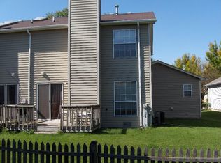 1644 Estate Cir, Naperville, IL 60565