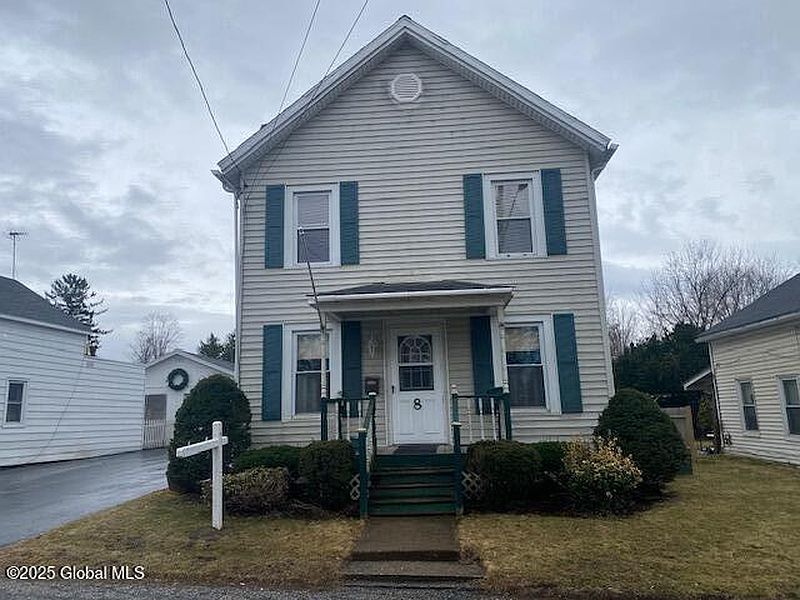 2nd image of 8 Carey Avenue
