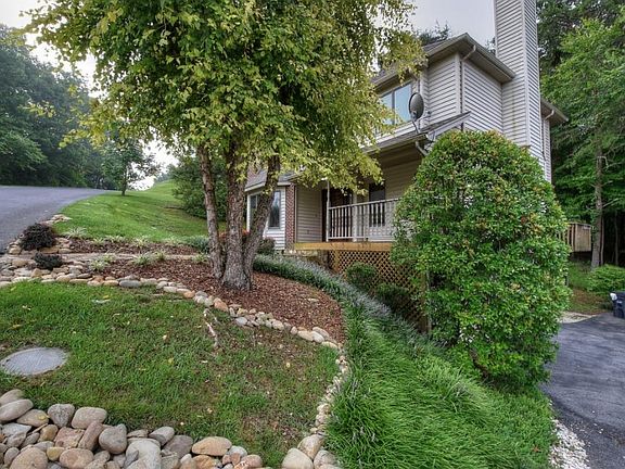 3rd image of 169 Aston Ct