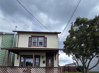 1015 Oak St, Coplay, PA 18037