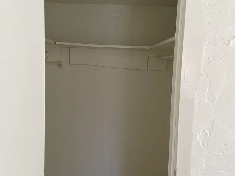 Walk In Closet