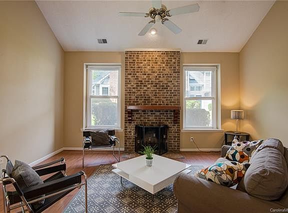 4th image of 8210 Legare Ct