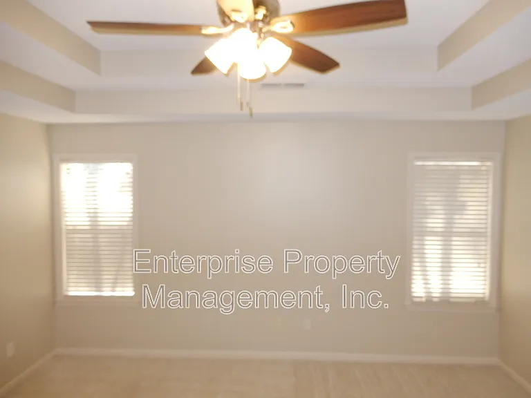 4525 Hickory Creek Dr — Photo 12