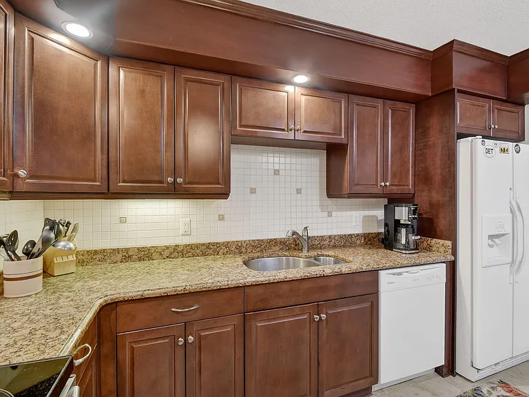 3450 S Ocean Blvd #520 — Photo 6