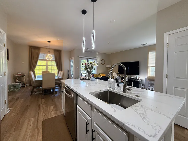 15505 John Diskin Cir — Photo 35