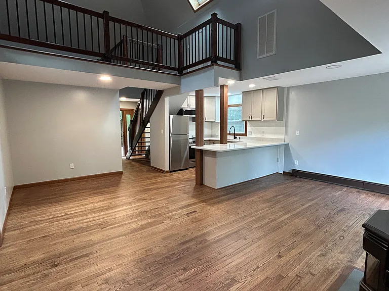 207 Fairview Rd — Photo 44