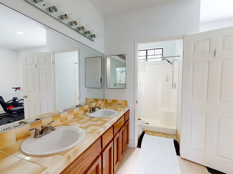 270 Dahlia Ave #14 — Photo 14