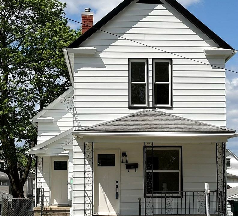 1st image of 214 N Bentley Ave