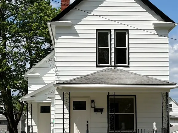 214 N Bentley Ave, Niles, OH 44446