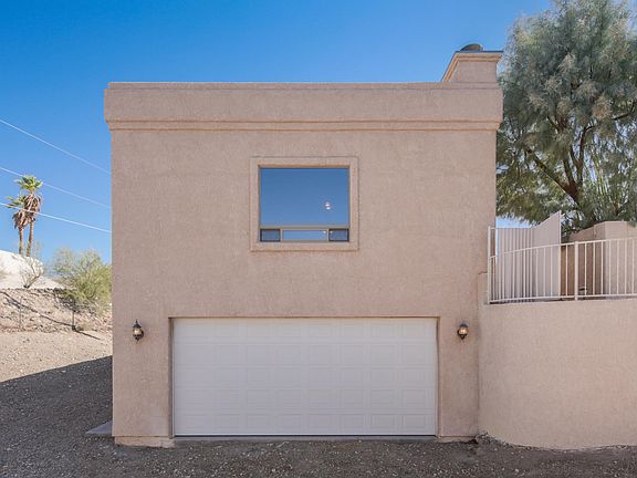 3rd image of 1695 Palo Verde Blvd S