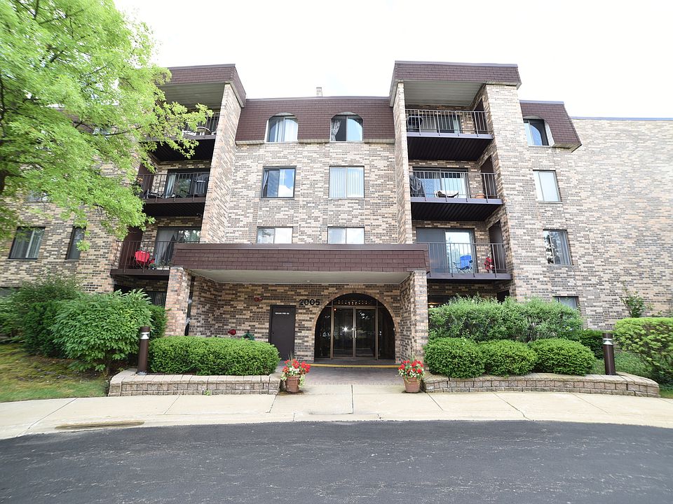 1st image of 2005 Valencia Dr APT 202D