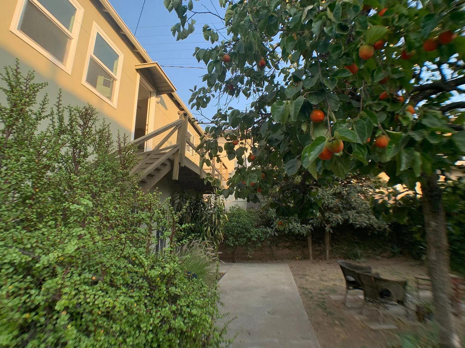 1312 S Victoria Ave — Photo 4