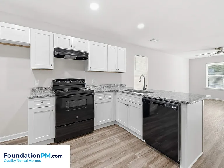1398 E Barton Ave — Photo 3