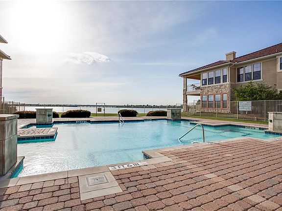 3rd image of 2194 Portofino Dr