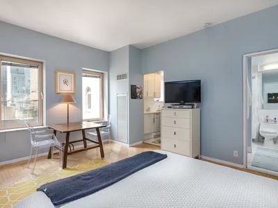106 Central Park S APT 21K, New York, NY, 10019