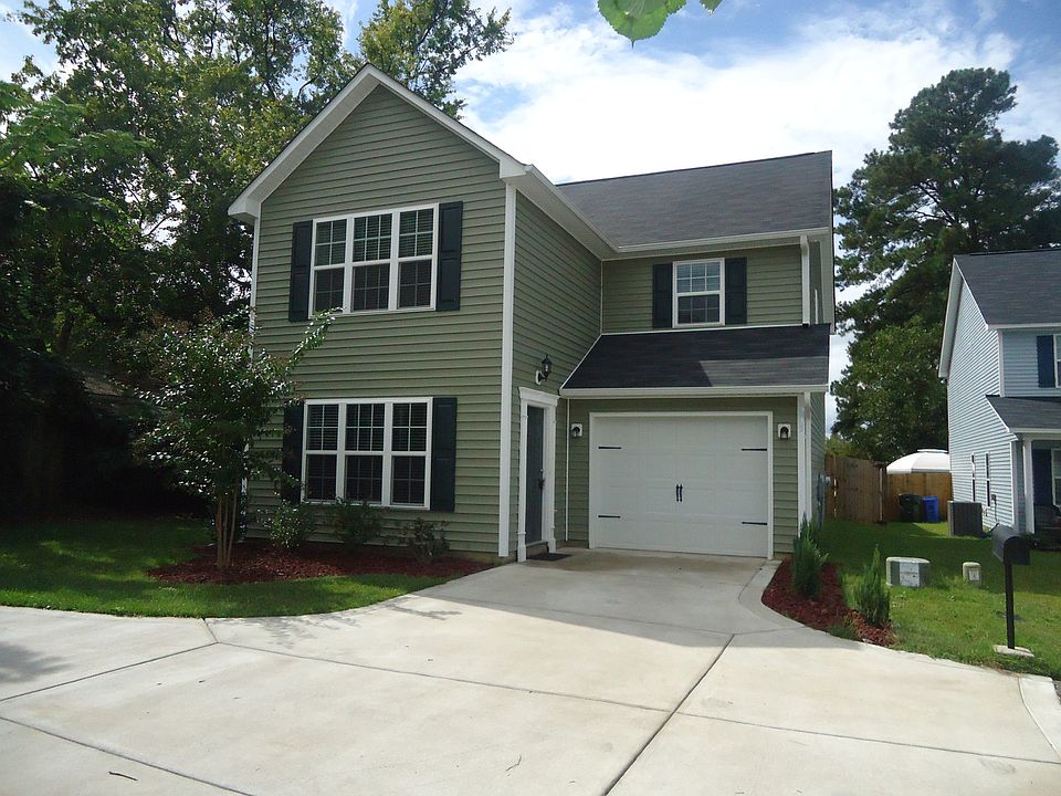 1st image of 235 Chloe Dr
