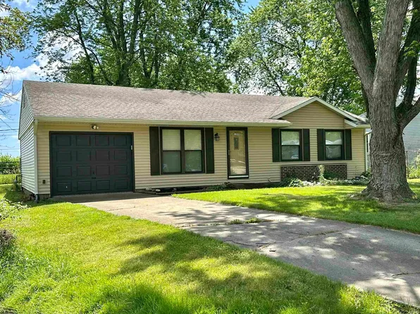 1599 Mason Dixon Dr E, West Lafayette, IN 47906