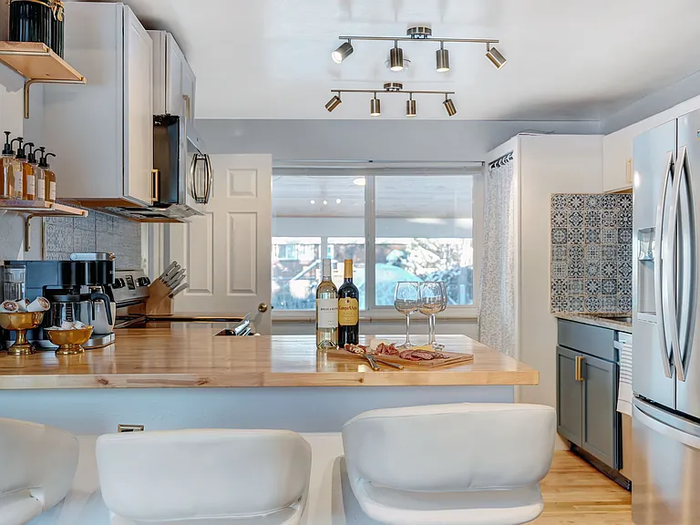 6738 Eaton St — Photo 11