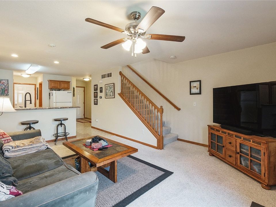 728 Broderick Dr NE UNIT C, Cedar Rapids, IA 52402 Zillow