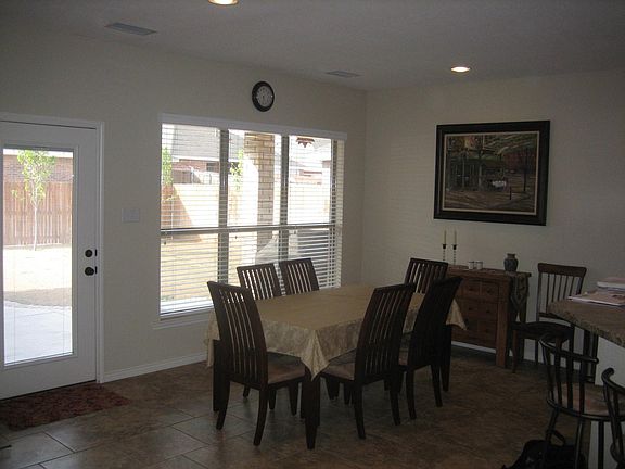 4th image of 5606 San Saba Ave