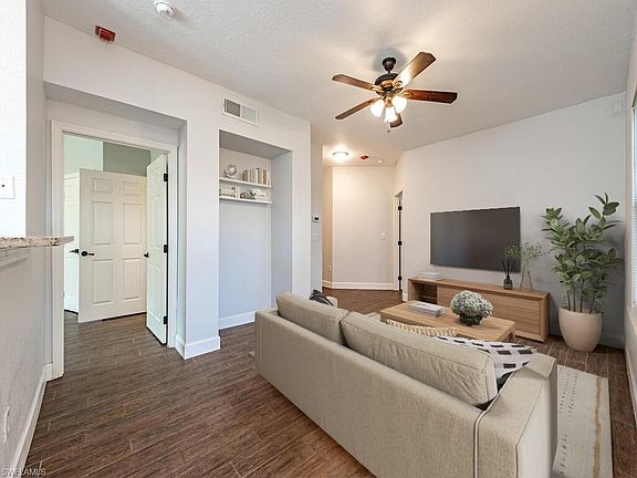 3rd image of 23560 Walden Center DR #110