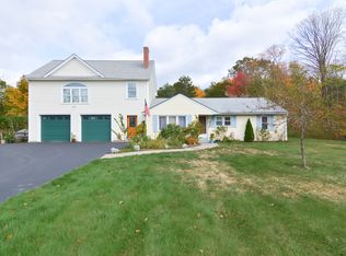 211 Lancaster Rd, Berlin, MA 01503