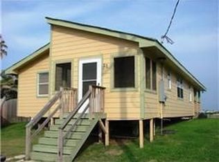 51 Marlin Ave, Freeport, TX 77541