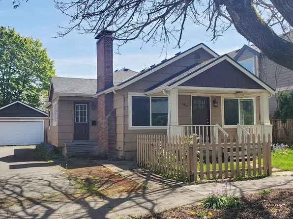 8944 N Clarendon Ave, Portland, OR 97203