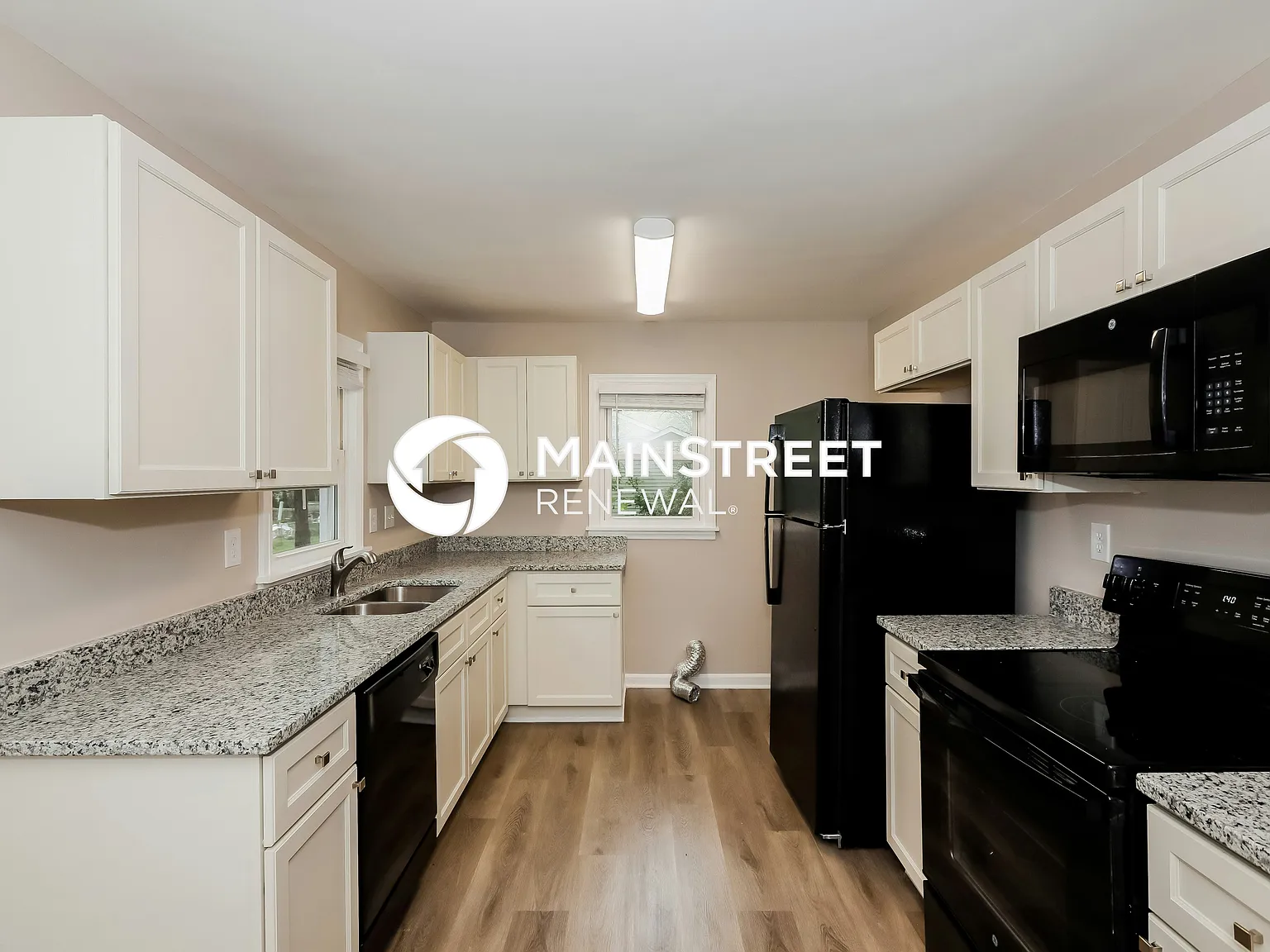 812 S Johnson St — Photo 4