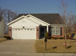 38 Soenker Cir, Saint Peters, MO 63376