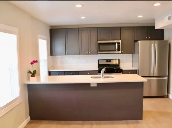 28 Morgan Ave, North Providence, RI 02911