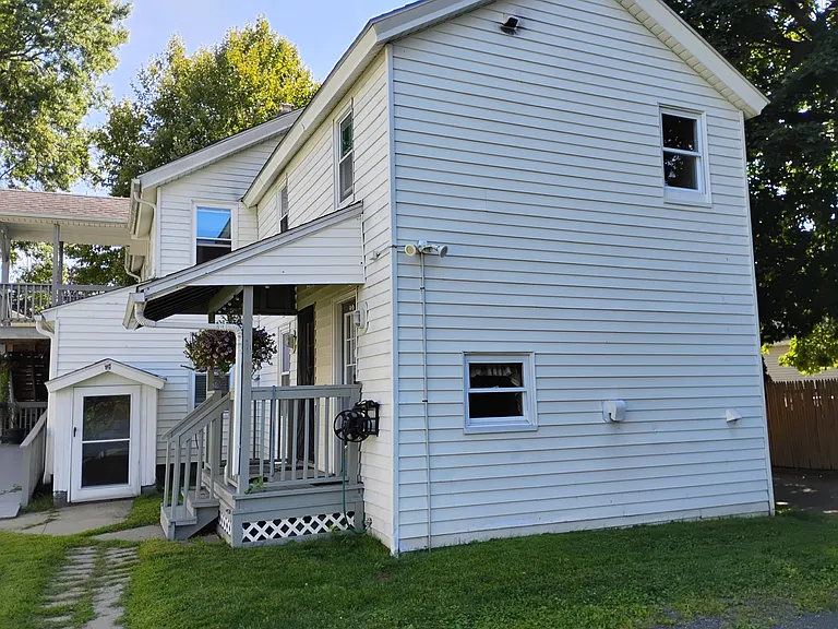 9 Sherman St #2 — Photo 10