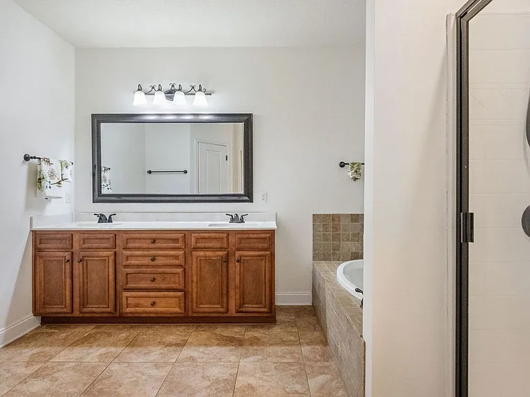 2159 Bayshore Dr — Photo 25