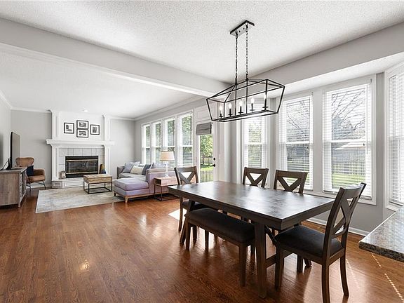 4th image of 5111 W 156th St