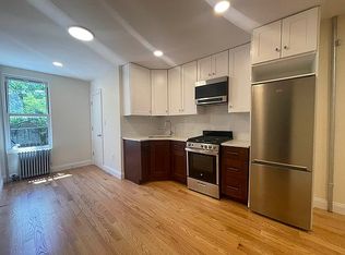 216 Montrose Ave #2, Brooklyn, NY 11206