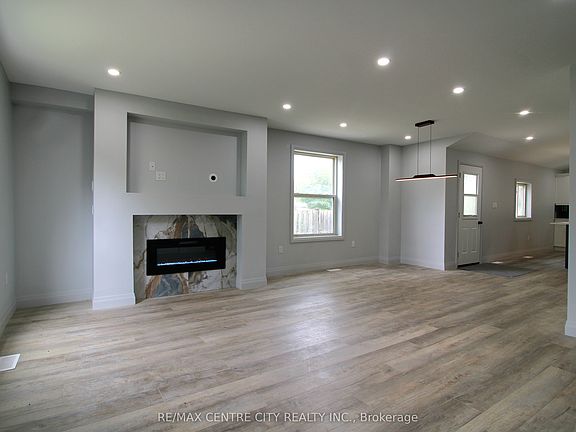 2nd image of 118 Delaware St