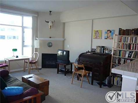 4th image of 1240 India St Unit 720