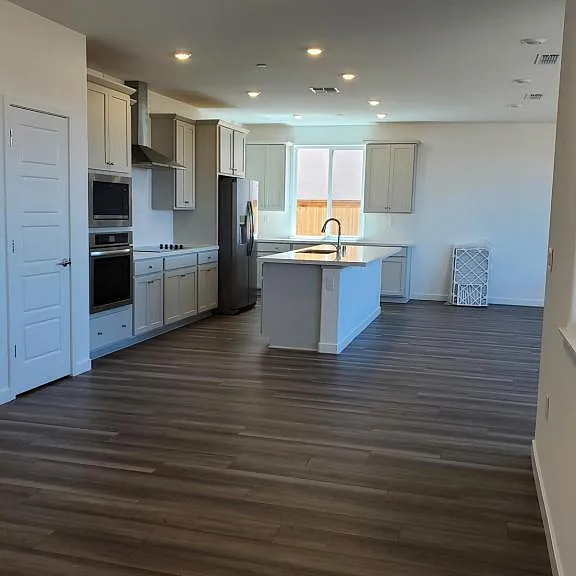 3778 Benicia Ave — Photo 3